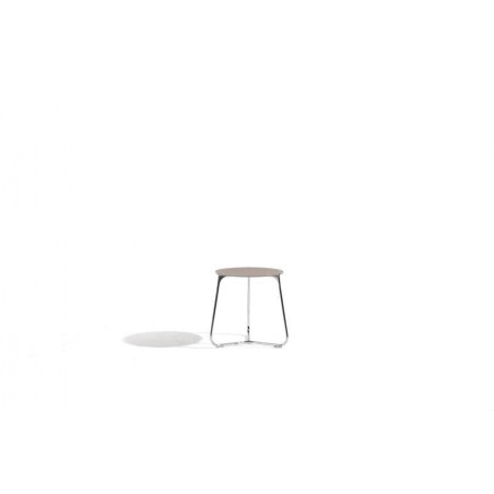 Table basse ronde pour l'extérieur Mood de Manutti - Cadre blanc, plateau verre dépoli taupe