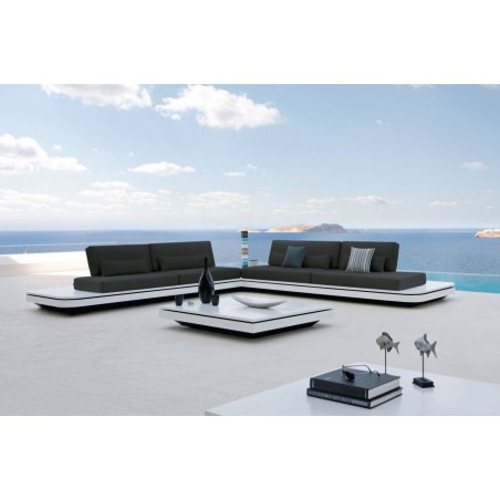 Outdoor coffee table Elements by Manutti