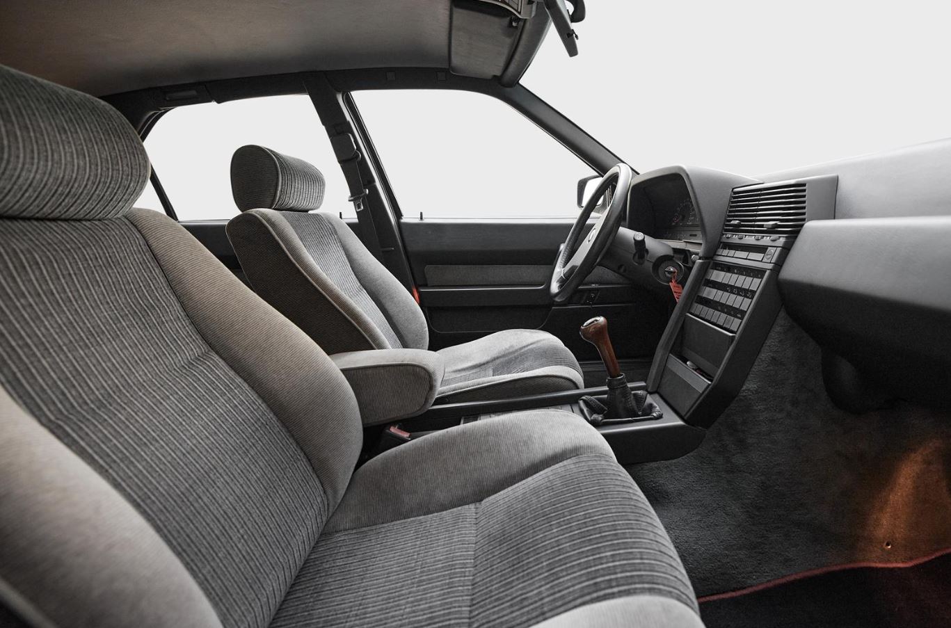 Tissu velours beige pour ciel de toit Alfa Romeo